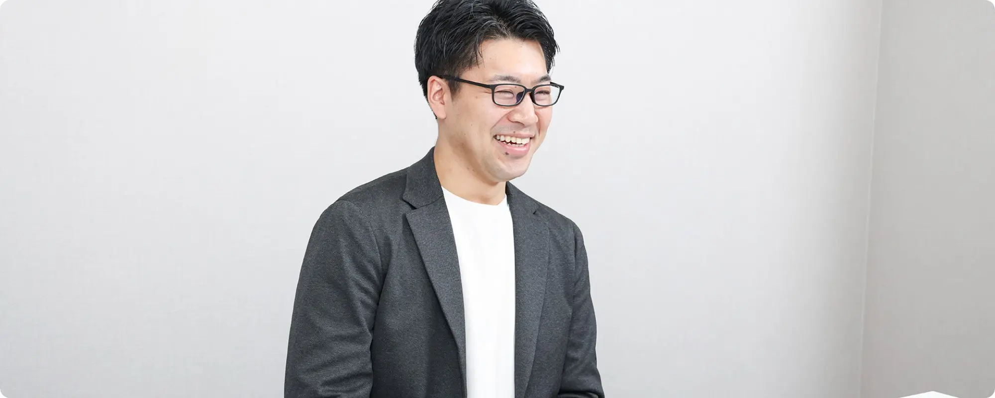 入社の経緯と会社での役職について教えてください。